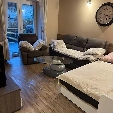 아파트 Blue Sky 블레드